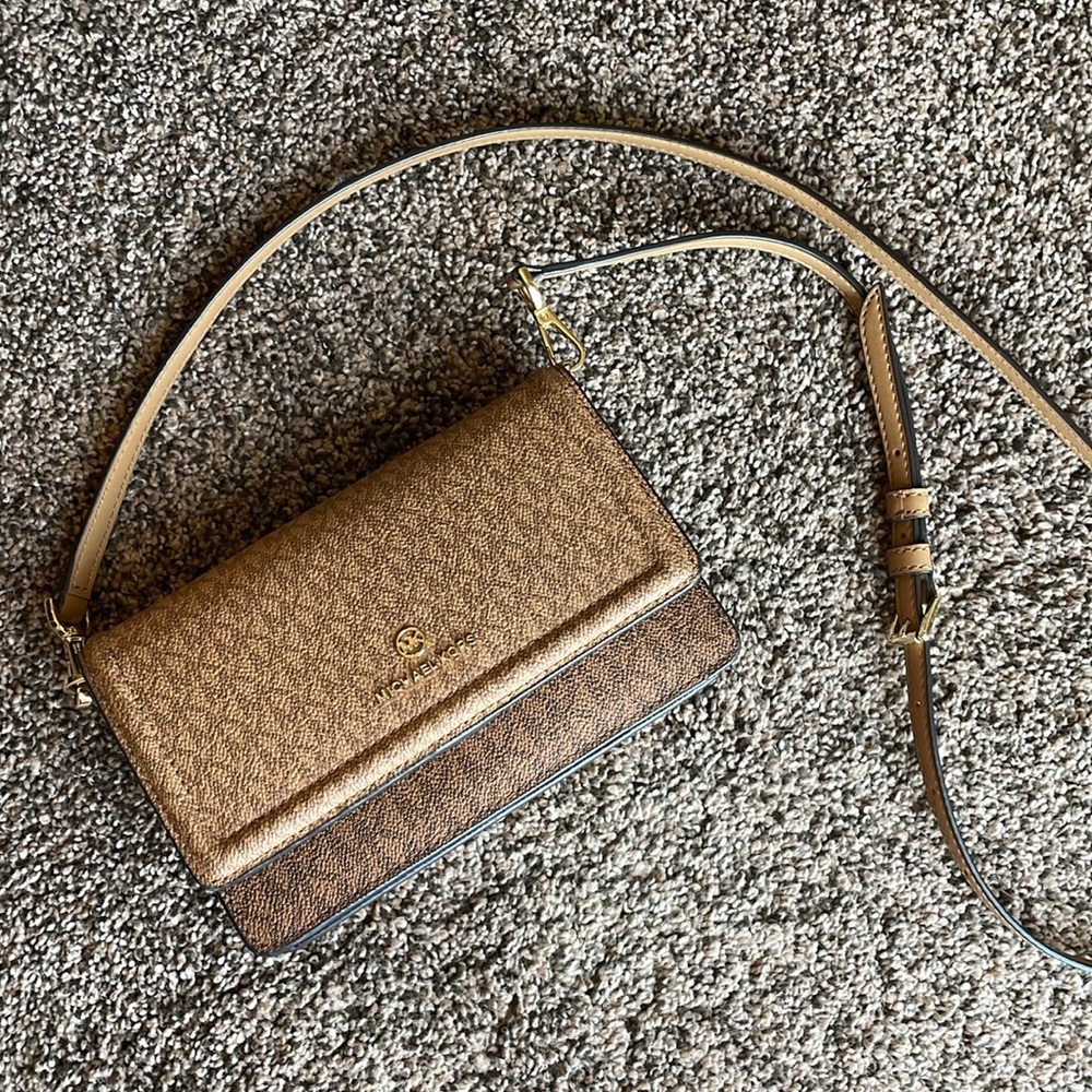 Brown Michael Kors Crossbody Bag